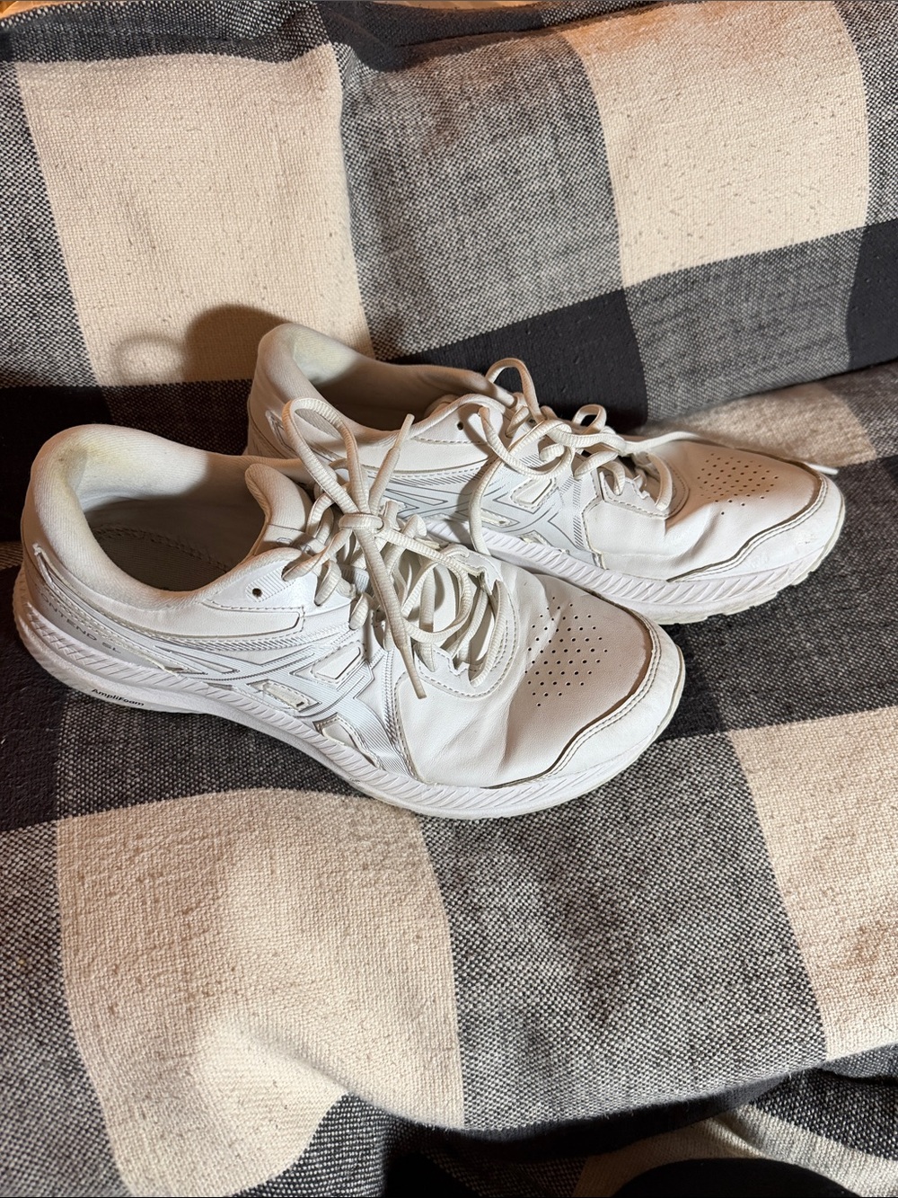 Asics Women's White Athletic Lace-Up Trainers